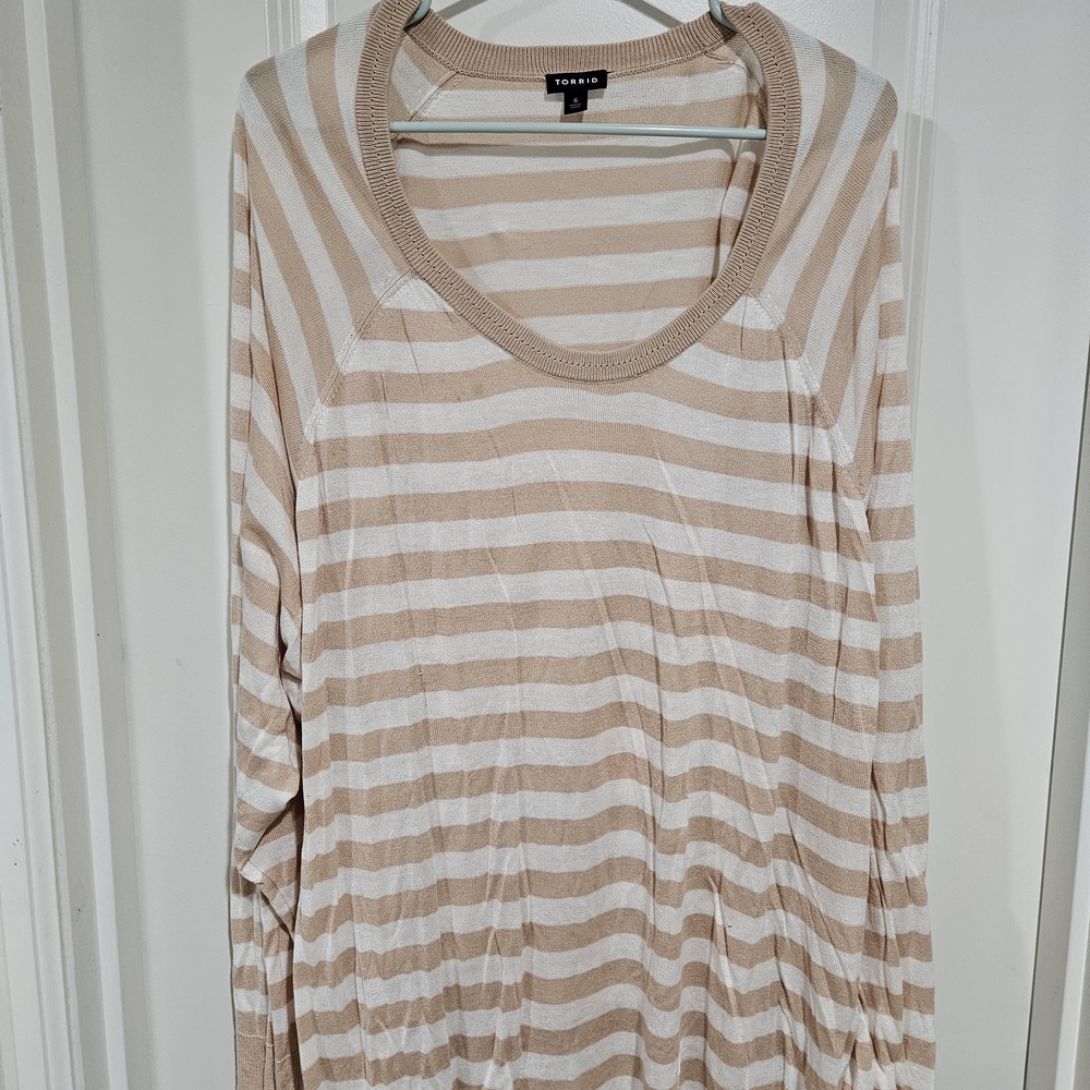 Torrid Cream and White Striped Crew Neck Sweater